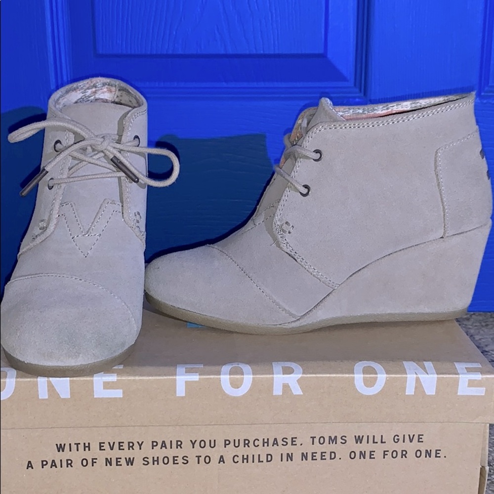 Toms Taupe Suede Wedge Booties